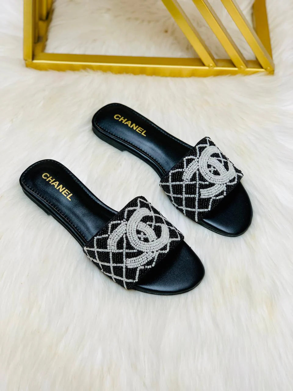CHANEL OFFICIAL MODEL