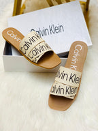 CALVIN KLEIN FLATS